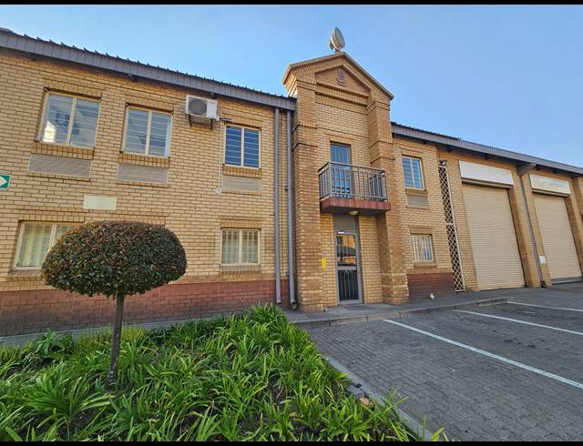 477M² WAREHOUSE TO LET IN LINBRO PARK